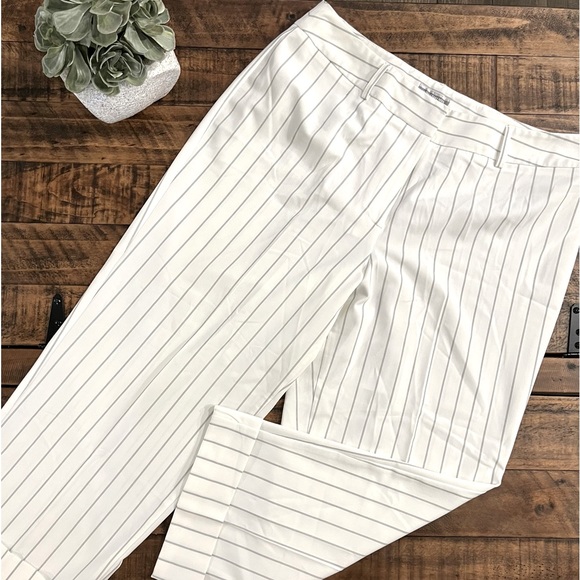 Investments capri wide leg pants - Picture 1 of 2